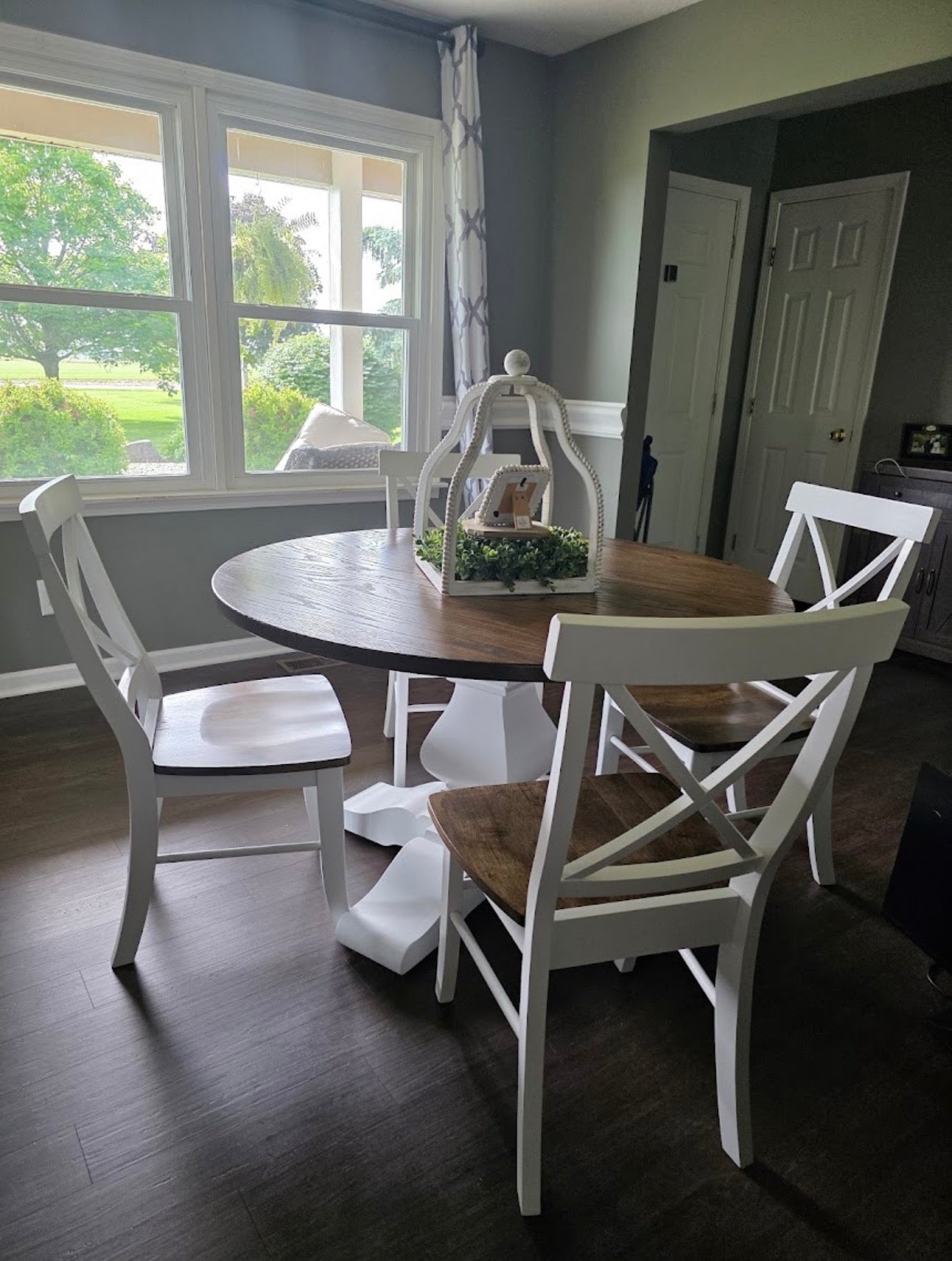 The Jenny Round Table
